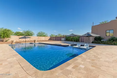 Exterior - 1024 W Cloud Rd, Phoenix, AZ 85086 photo 13 of 28
