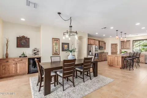 Dining - 1024 W Cloud Rd, Phoenix, AZ 85086 photo 1 of 2