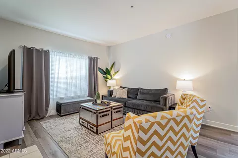 600 W Grove Pkwy #2104, Tempe, AZ 85283
