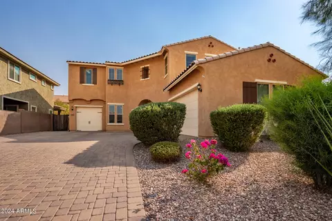 2419 E Tomahawk Dr, Gilbert, AZ 85298 photo 3