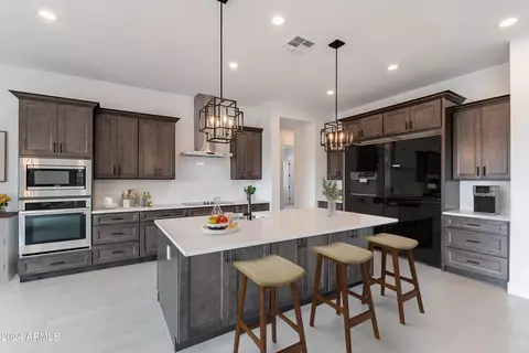 9642 E Flanders Rd, Mesa, AZ 85207 photo 3