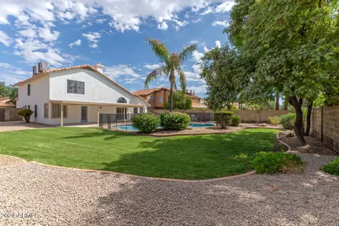 4541 E Vista Dr, Phoenix, AZ 85032 photo 3