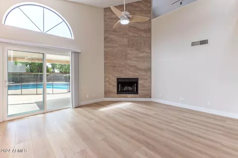 4541 E Vista Dr, Phoenix, AZ 85032 photo 8