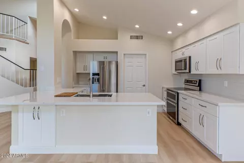 4541 E Vista Dr, Phoenix, AZ 85032 photo 13
