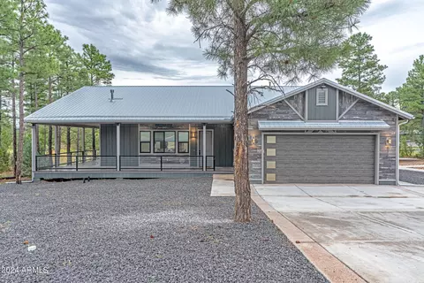 570 S Mountain Pines Ave, Show Low, AZ 85901