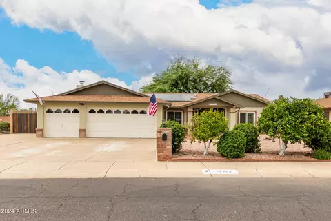 19202 N 34th Dr, Phoenix, AZ 85027