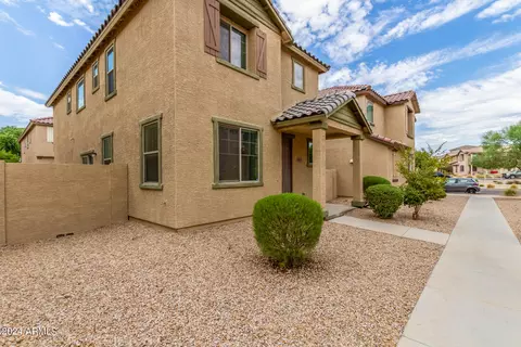 915 E Agua Fria Ln, Avondale, AZ 85323