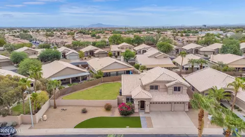 4131 E Cathedral Rock Dr, Phoenix, AZ 85044