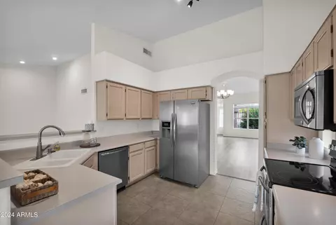 4131 E Cathedral Rock Dr, Phoenix, AZ 85044 photo 14