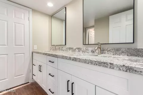 2132 W Knowles Cir, Mesa, AZ 85202 photo 18