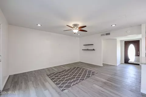 7208 N 22nd Dr, Phoenix, AZ 85021 photo 6