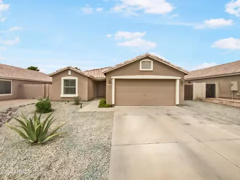 1686 E Nardini St, San Tan Valley, AZ 85140