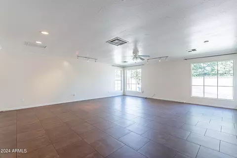 3843 N 50th St, Phoenix, AZ 85018 photo 25