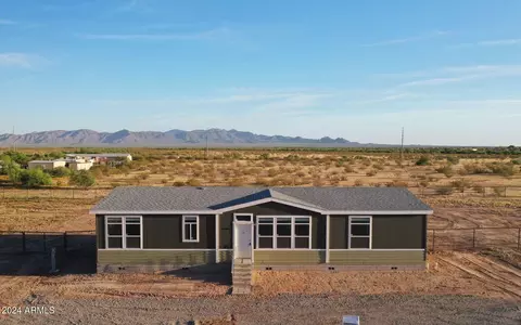2060 W Jupiter Ln, Casa Grande, AZ 85194