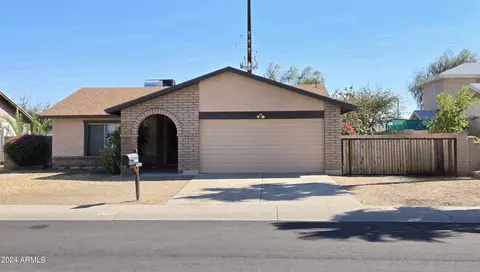 6921 W Pasadena Ave, Glendale, AZ 85305