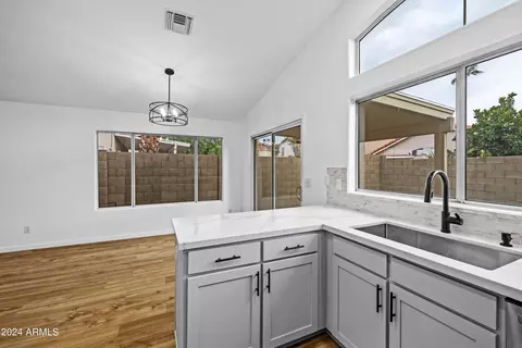 1327 E Angela Dr, Phoenix, AZ 85022 photo 11