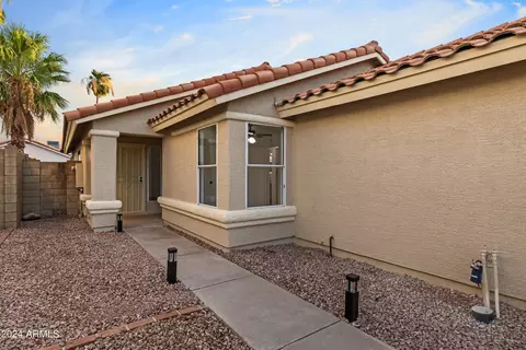 1327 E Angela Dr, Phoenix, AZ 85022 photo 3