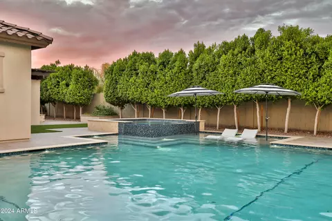 Exterior - 2582 E Muirfield St, Gilbert, AZ 85298 photo 19 of 34