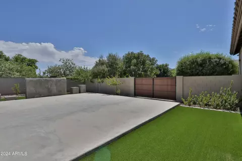 Exterior - 2582 E Muirfield St, Gilbert, AZ 85298 photo 32 of 34