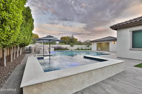Exterior - 2582 E Muirfield St, Gilbert, AZ 85298 photo 11 of 34