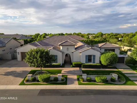 2582 E Muirfield St, Gilbert, AZ 85298