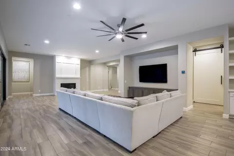 Living - 2582 E Muirfield St, Gilbert, AZ 85298 photo 1 of 9