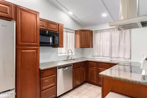 41 E Ivy St, Mesa, AZ 85201 photo 6