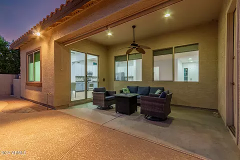 Exterior - 1069 E Periwinkle Way, Gilbert, AZ 85297 photo 20 of 21