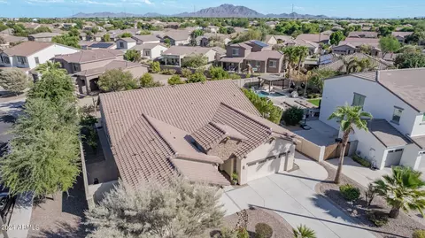 View/Area - 1069 E Periwinkle Way, Gilbert, AZ 85297 photo 1 of 22