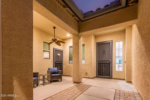 Exterior - 1069 E Periwinkle Way, Gilbert, AZ 85297 photo 15 of 21