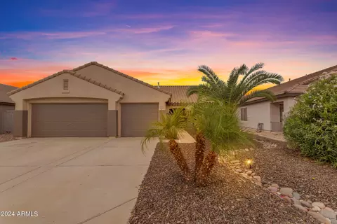 3926 S Bridal Vail Dr, Gilbert, AZ 85297