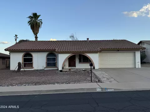 4217 E Desert View Dr, Phoenix, AZ 85044