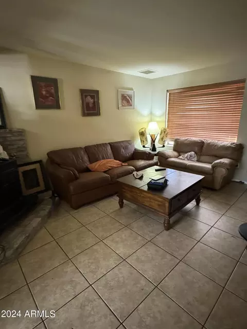 4217 E Desert View Dr, Phoenix, AZ 85044 photo 2