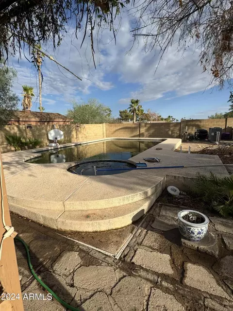 4217 E Desert View Dr, Phoenix, AZ 85044 photo 6