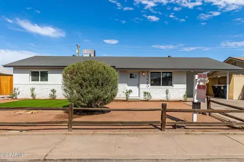 1325 S Pomeroy --, Mesa, AZ 85210