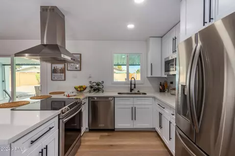 1325 S Pomeroy --, Mesa, AZ 85210 photo 11