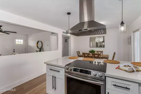 1325 S Pomeroy --, Mesa, AZ 85210 photo 12