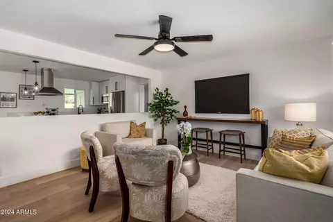 1325 S Pomeroy --, Mesa, AZ 85210 photo 5