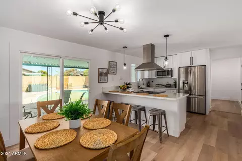 1325 S Pomeroy --, Mesa, AZ 85210 photo 9