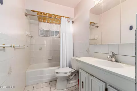 4715 E Cypress St, Phoenix, AZ 85008 photo 7
