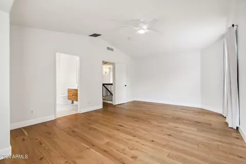 3824 E Irma Ln, Phoenix, AZ 85050 photo 11