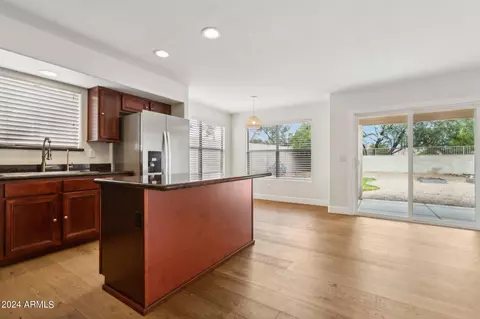 3824 E Irma Ln, Phoenix, AZ 85050 photo 18