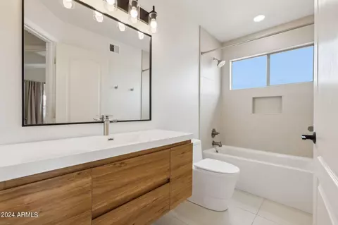 3824 E Irma Ln, Phoenix, AZ 85050 photo 29