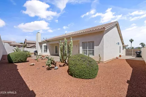 1745 E Paradise Ln, Phoenix, AZ 85022 photo 3