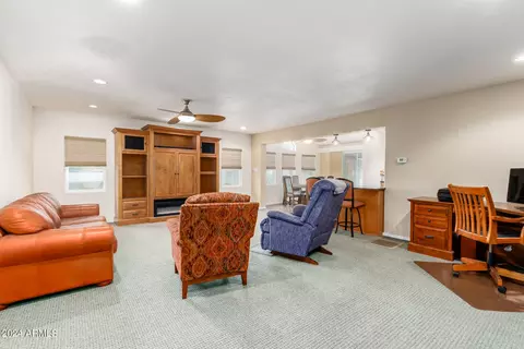 327 E Cholla Ln, Florence, AZ 85132 photo 8