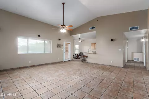 826 S 131st St, Gilbert, AZ 85233 photo 9
