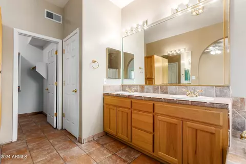 826 S 131st St, Gilbert, AZ 85233 photo 23