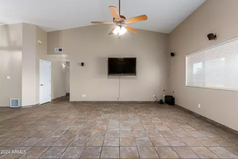 826 S 131st St, Gilbert, AZ 85233 photo 8