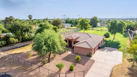 826 S 131st St, Gilbert, AZ 85233
