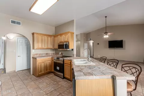 826 S 131st St, Gilbert, AZ 85233 photo 13